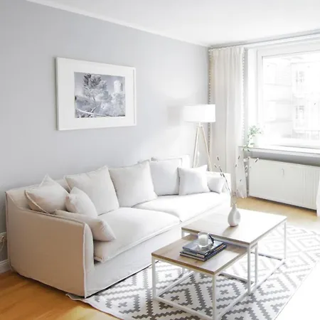 Mediterrane Nahe Hbf Mit Domblick Apartment *